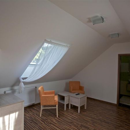 Putnicky Mlyn Hotel Marianka Buitenkant foto